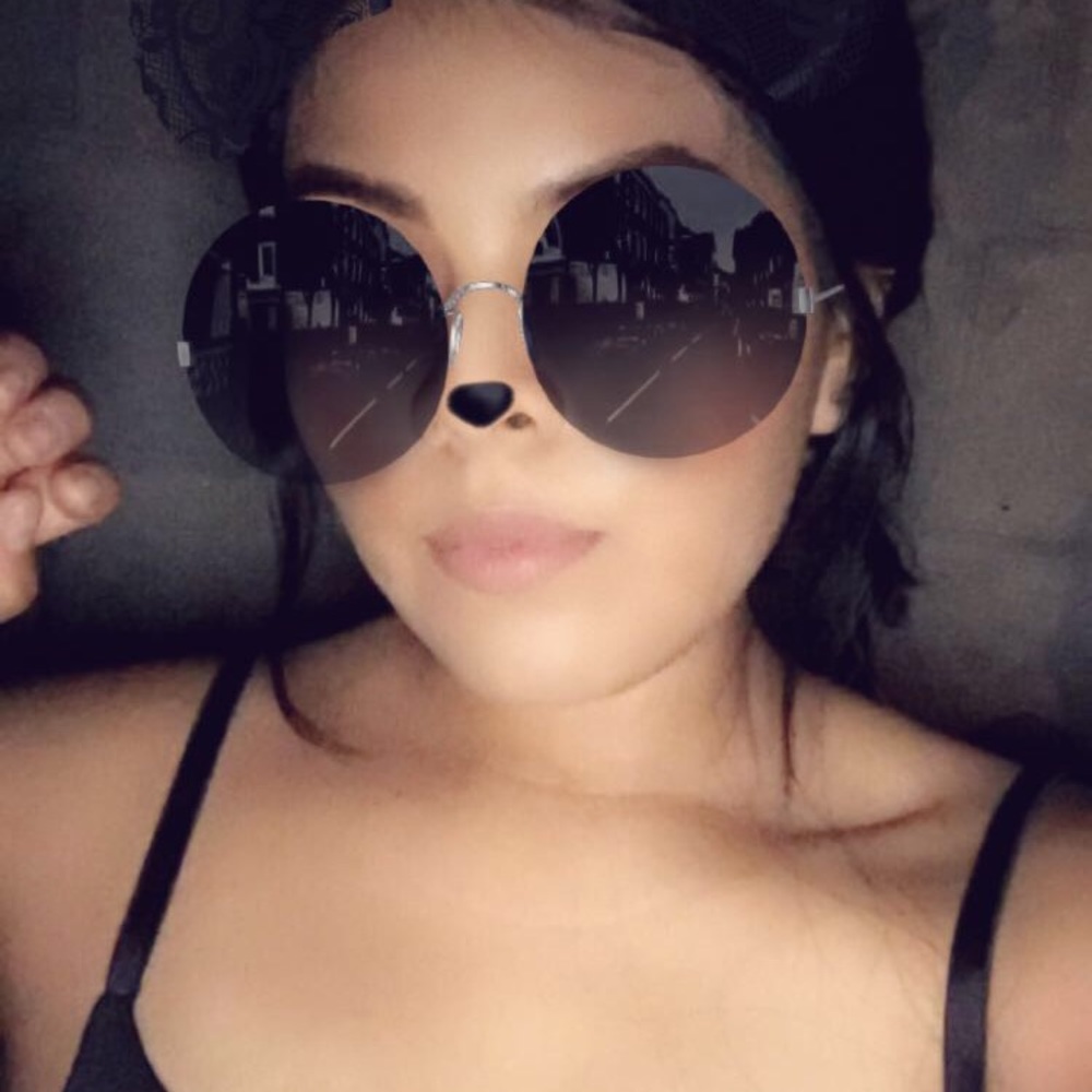 Meet your Posher, Sandra